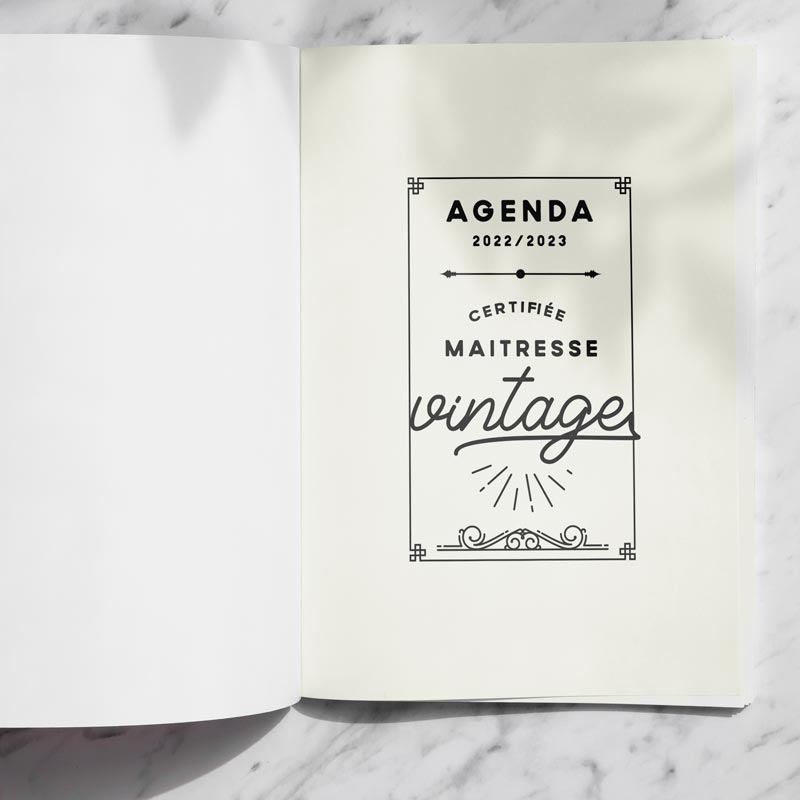 agenda-2022-2023-certifiee-maitresse-vintage-photo-04